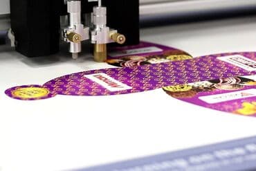 Оборудование для типографии: Режущие плоттеры VULCAN FC-500VC и VULCAN FC-800VC предназначены для — 4