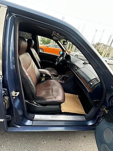 v class: Mercedes-Benz : 1994 г., 3.2 л, Автомат, Дизель, Седан — 4