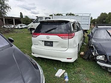 Toyota Estima Aeras,2007 г. 4вд правый руль, белый минивэн. Автомобиль