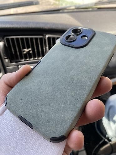 часы ош: Чехол для смартфона iphone17 с отделкой под замшу, цвет зеленый — 2