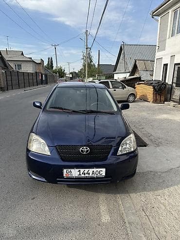 Унаа сатуу: Toyota Corolla: 2003 г., 1.4 л, Кол менен иштөөчү, Газ, Хетчбек — 3