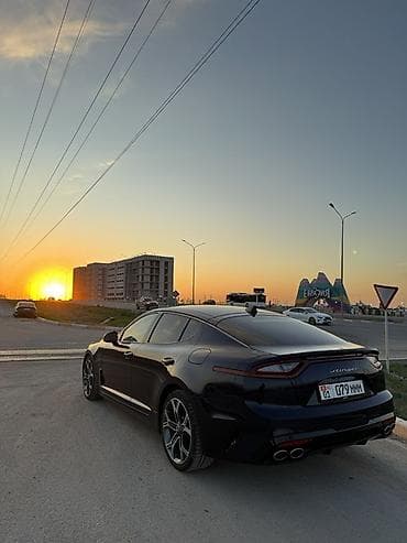 Продажа авто: Kia Stinger: 2018 г., 2 л, Автомат, Бензин, Лифтбек — 3