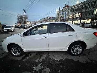 BYD: BYD E5: 2019 г., Электромобиль, Седан — 6