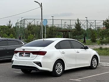 jac m3: Kia K3: 2020 г., 1.6 л, Автомат, Бензин, Седан — 5