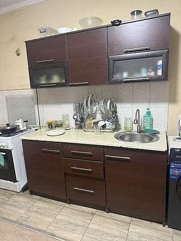 спльный гарнитур: Кухонный гарнитур с мойкой и верхними шкафами со столом - — 2