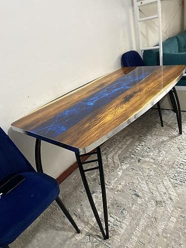stol: Кухонный стол, Б/у, Прямоугольный, Нераскладной — 2