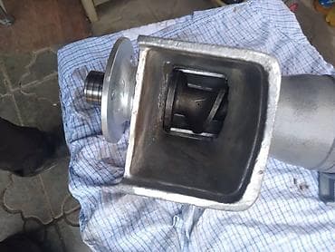 Тепловое оборудование: Продаю горловину на105 ку новый алюминовый корпус шнек чугун цена — 5