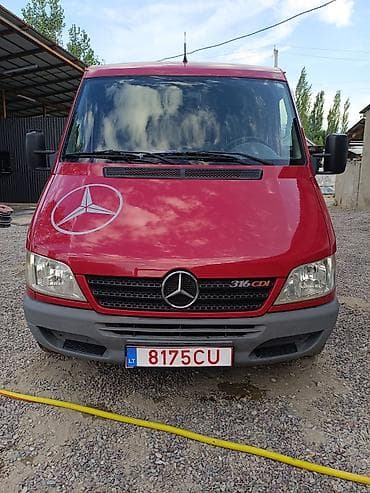 мерседес 210 2 2: Жеңил жүк ташуучу унаа, Mercedes-Benz, Стандарт, 3 т, Колдонулган — 2