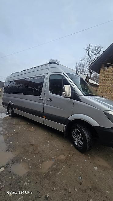 климат: Пассажирский микроавтобус Mercedes‑Benz Sprinter (длинная база — 2