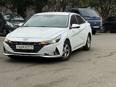 reno duster: Hyundai Elantra: 2021 г., Седан — 3