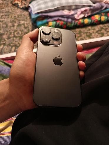 a 3: IPhone 14 Pro, Black Titanium, Чехол — 2