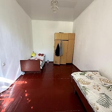 в одной семье: 4 комнаты, 80 м² — 2