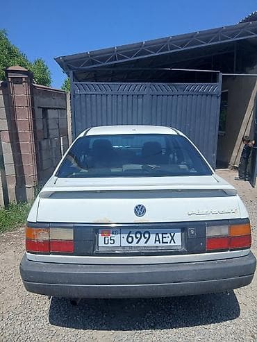 сиденье ауди 100 с4: Volkswagen Passat: 1989 г., 1.8 л, Механика, Бензин, Седан — 4