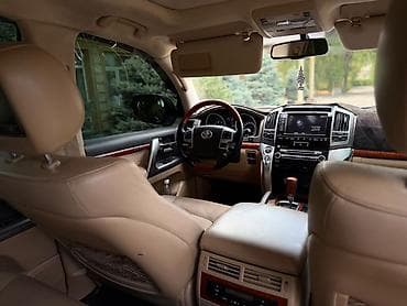 Транспорт: Toyota Land Cruiser: 2012 г., 5.7 л, Автомат, Газ, Внедорожник — 5