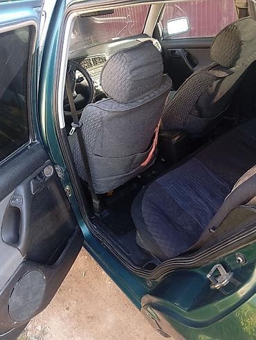 Volkswagen Golf: 1996 г., 1.8 л, Механика, Хэтчбэк — 3