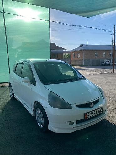 Honda Fit: 2002 г., 1.3 л, Вариатор, Бензин, Хэтчбэк