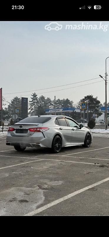 corolla spacio: Toyota Camry: 2020 г., Седан — 7