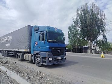 daf 480: Тягач, Mercedes-Benz, 2005 г., Тентованный — 3