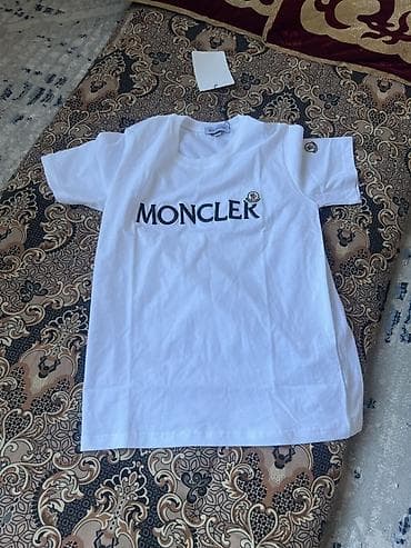 Футболки: Мужская футболка, S, Moncler, Новый, цвет - Белый, Самовывоз, Платная доставка — 1