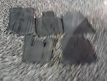 магнитный коврик: Комплект автомобильных резиновых ковриков (4 шт.) Грандеур 1 - — 1