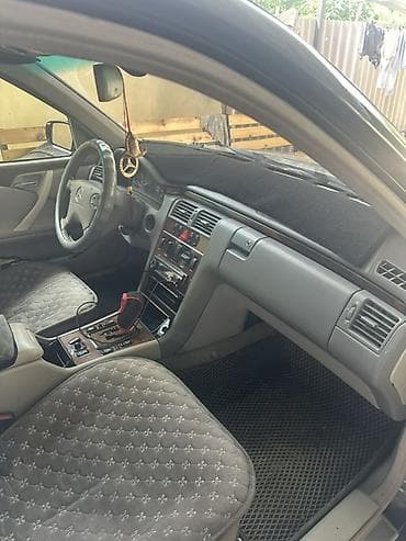 Продажа авто: Mercedes-Benz E-Class: 2002 г., 2.4 л, Автомат, Бензин, Седан — 6