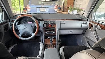 Транспорт: Mercedes-Benz E-Class: 2001 г., 3.2 л, Автомат, Бензин, Седан — 7