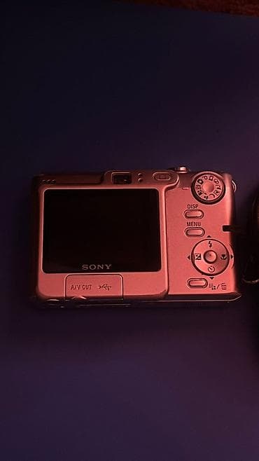 usb джойстик: Цифровой фотоаппарат Sony Cyber-shot (серия с матрицей 7.2 МП) - — 2