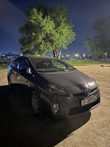 mini jack: Toyota Prius: 2011 г., 1.8 л, Автомат, Гибрид, Хэтчбэк — 2
