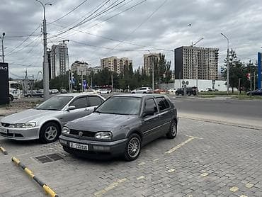 360: Volkswagen Golf: 1996 г., 1.8 л, Механика, Бензин, Хэтчбэк — 9