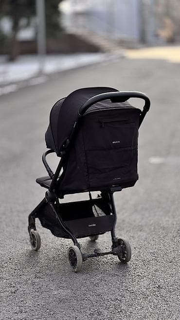 коляска tutis: Прогулочная коляска Carrello Atom S, цвет черный. - Легкая и — 7