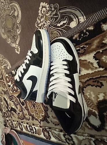 Мужские кроссовки, 41, Air Jordan, Новый, цвет - Черный, Самовывоз, Платная доставка