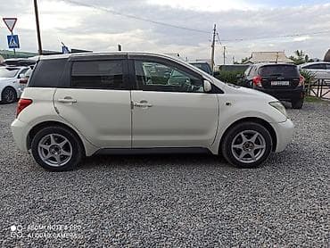 ist: Toyota Ist: 2002 г., 1.5 л, Автомат, Бензин, Хэтчбэк — 2