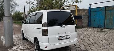 купить toyota voxy: Toyota Voxy: 2003 г., 2 л, Автомат, Бензин, Минивэн — 2