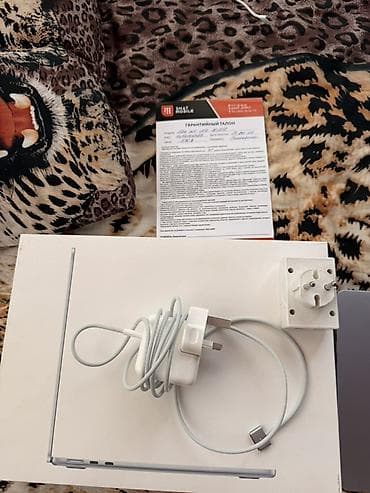 rebmi not 11: MacBook Air 13" (чип Apple M4, 2025) - Цвет: skyblue - Экран 13.6" — 2