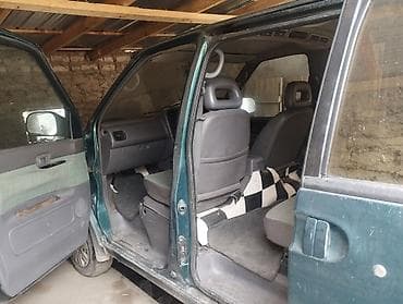 мото скутера: Nissan Serena: 1992 г., 2.5 л, Ручные, Дизель, Минивэн — 3