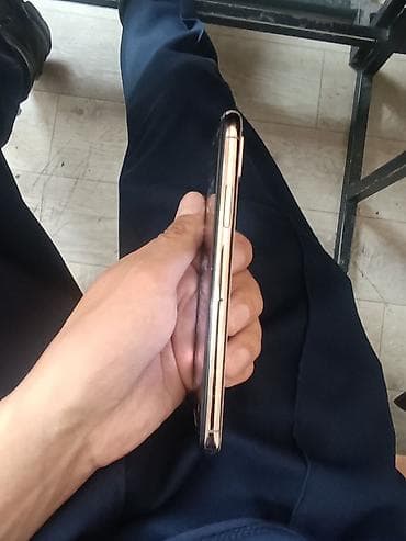 iphone ce: IPhone Xs, Б/у, 256 ГБ, Золотой, 68 % — 5