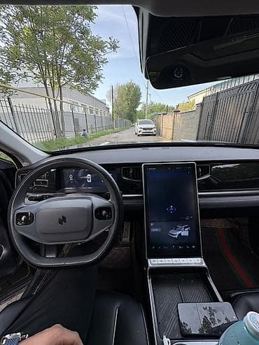 продаю манипуляторную установку кму: NIUTRON NV — стильный среднеразмерный кроссовер с современным дизайном — 7