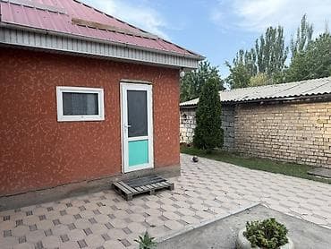 Сдаётся отдельная комната-гостевой домик во дворе частного дома — 3