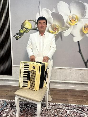 улуттук кийимдер: Иш-чараларды уюштуруу | Музыканттар — 1