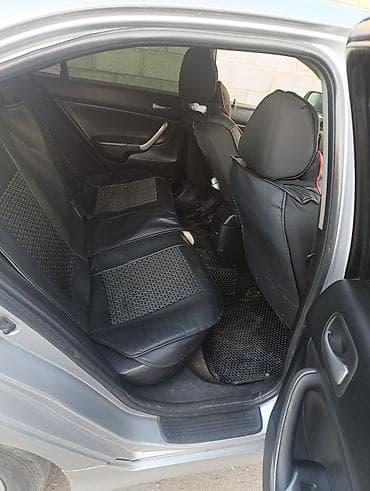 Honda Accord: 2004 г., 2.4 л, Автомат, Бензин, Седан — 2