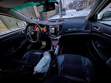 yuan plus byd: BYD : 2019 г., Седан — 5