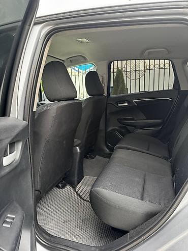 Транспорт: Honda Fit: 2019 г., 1.5 л, Вариатор, Бензин, Хэтчбэк — 4