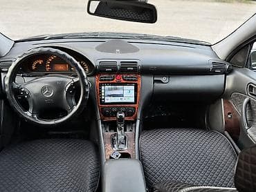 брала дорого: Mercedes-Benz C-Class: 2000 г., 2.4 л, Автомат — 8