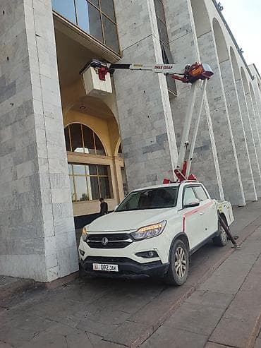 аренда мороженое: Услуга авто вышка. База на пикап 12м. Поднимает 200 кг — 3