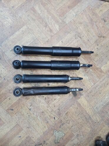 кузовной домкрат: Комплект амортизаторов Lexus — 9