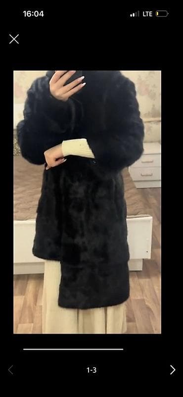 Шубы: Шуба из норки, цвет глубокий черный. - Крой: прямой, длина до колена — 2