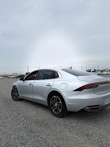 byd e2 2022: Hyundai Grandeur: 2021 г., Автомат, Бензин, Фастбек — 3