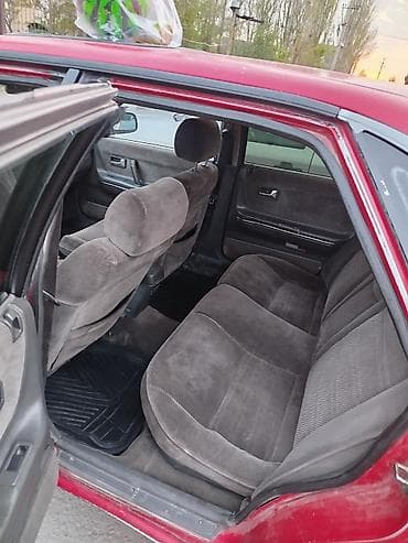 эвакуатор продаётся: Mazda 626: 1991 г., 2 л, Ручные, Бензин, Лифтбек — 9