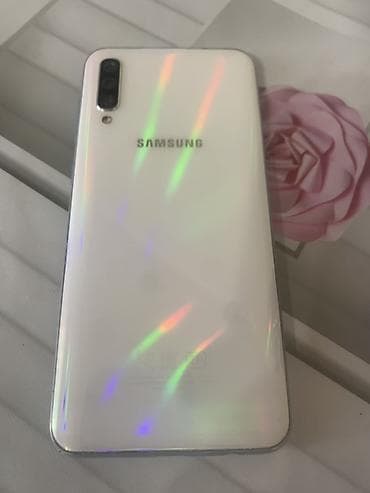 Samsung Galaxy A50, 64 ГБ, цвет - Белый