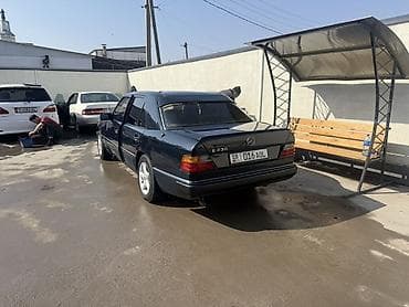 lexus js: Mercedes-Benz W124: 1992 г., Седан — 4